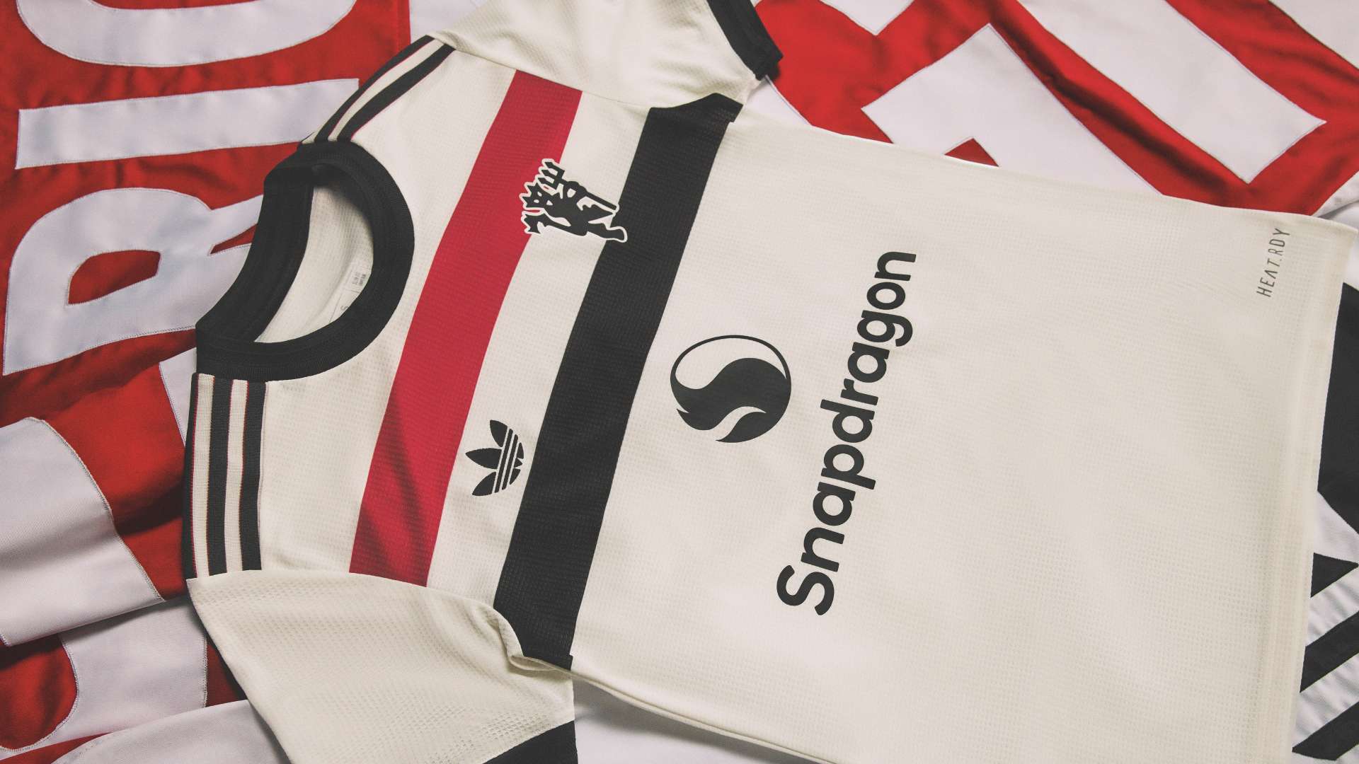 着巨大的工 着巨大的工