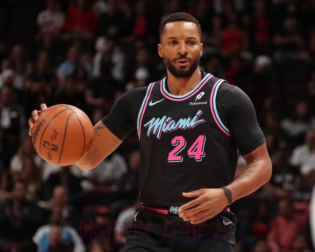 鲍威尔34分墨菲三世空砍27分,热火主场大胜鹈鹕送其七连败 鲍威尔34分墨菲三世空砍27分,热火主场大胜鹈鹕送其七连败