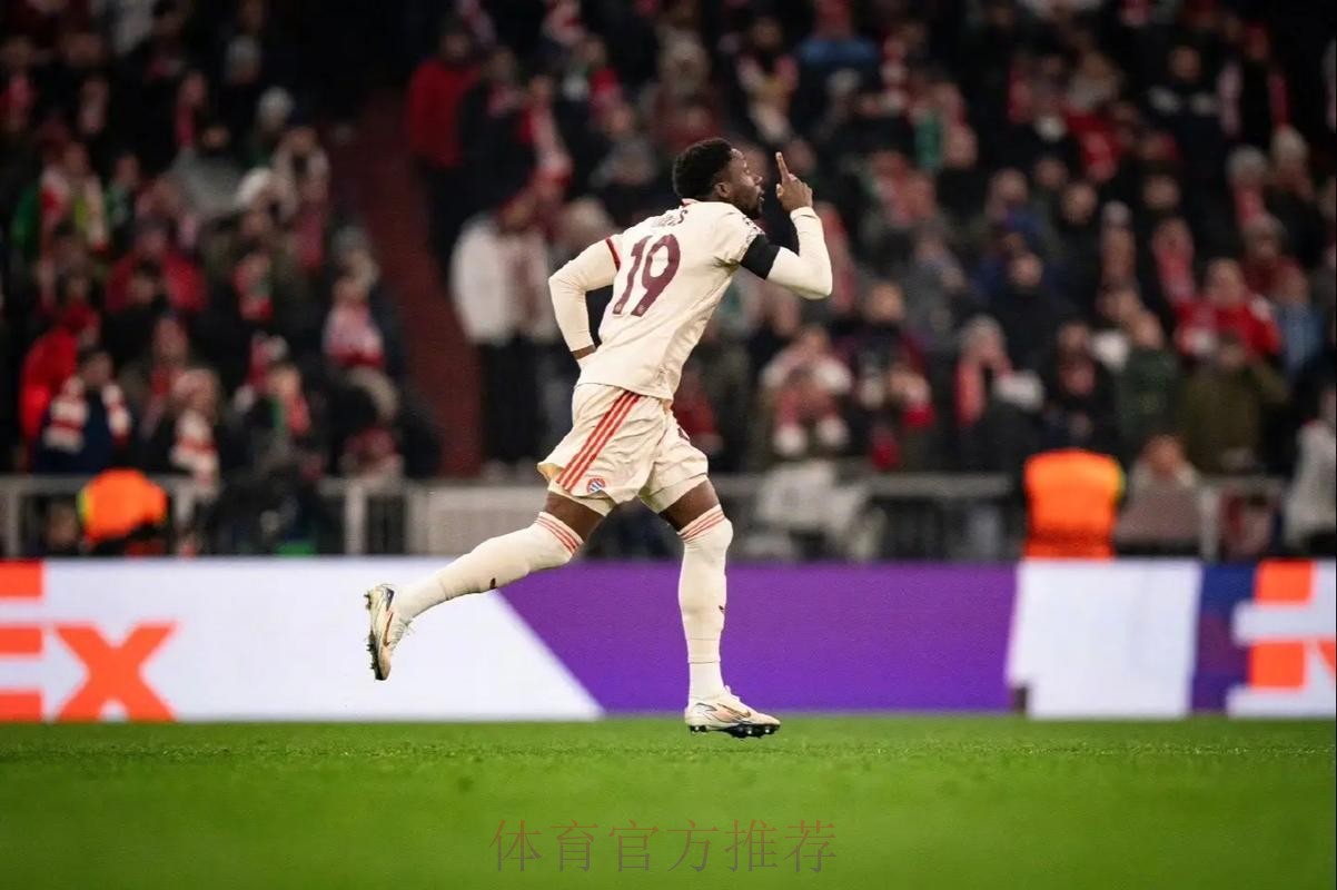 拜仁接近与阿方索-戴维斯谈妥续约 新合同为期4年